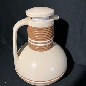 Vintage Thermique Corning - Hot or Cold Serving Pot - Plastic with Glass Lining